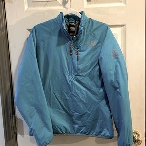 North Face pullover half-zip jacket. Size: L